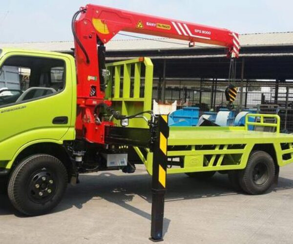 Rental Hiab Crane Foco Crane TMC 3 Ton (3) Rental Hiab Crane Foco Crane TMC 3 Ton (3)