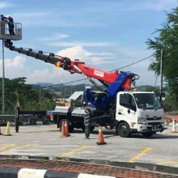 Rental Mobil Tangga 12 Meter