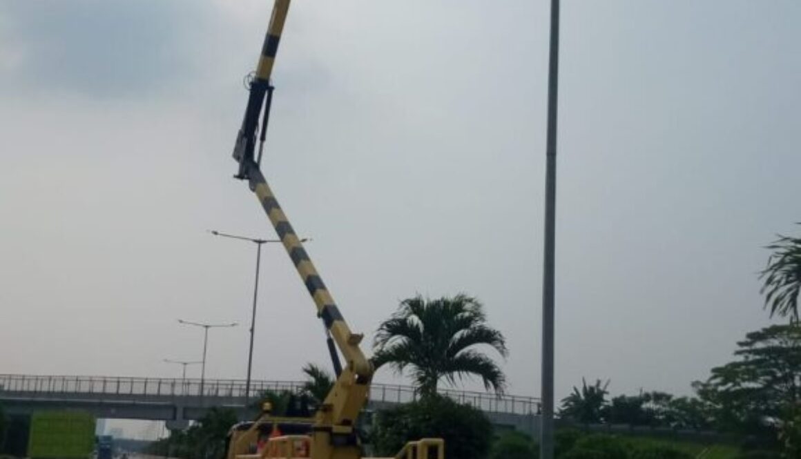 Skylift 20 Meter untuk Pengecatan