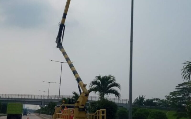 Skylift 20 Meter untuk Pengecatan