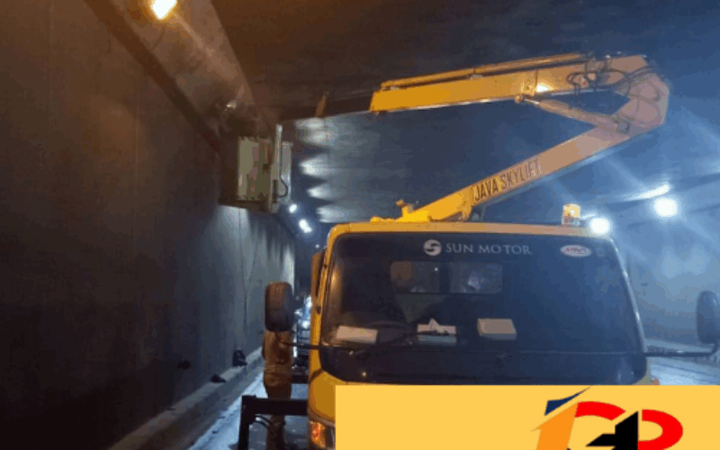 Tips & Harga Sewa Skylift 2025: Pengusaha Profesional Wajib Tahu!
