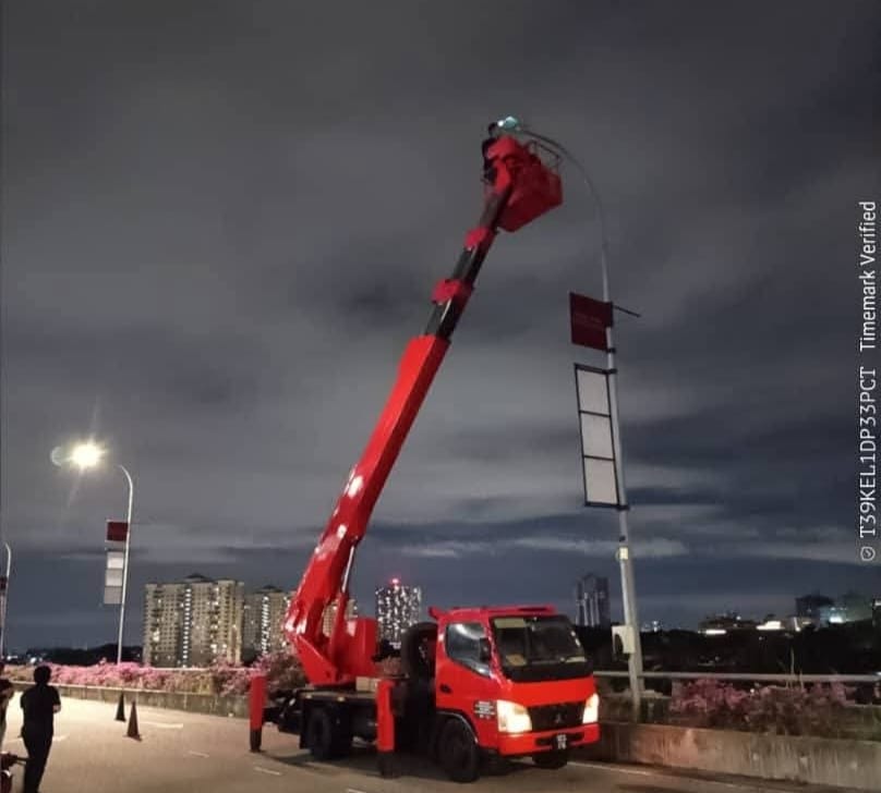 Fungsi Utama Truk Skylift Pju